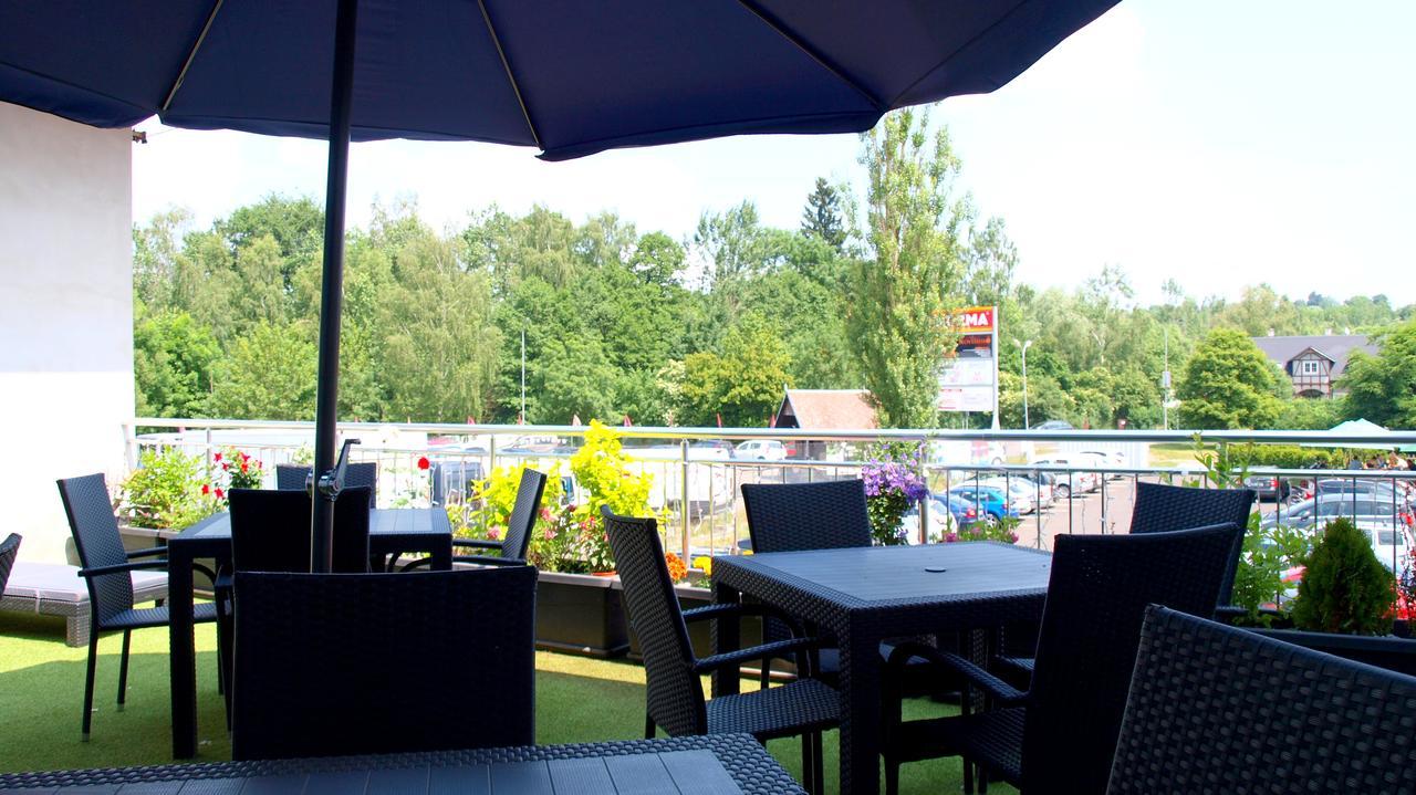 Pension Village Karlowe Wary Zewnętrze zdjęcie